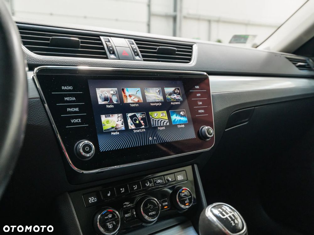 Skoda Superb 1.5 TSI Ambition - 27