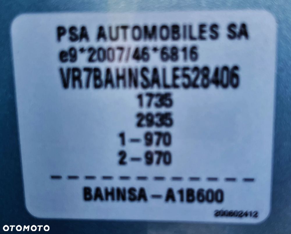 Citroën C4 PureTech 130 Stop&Start FEEL PACK - 40