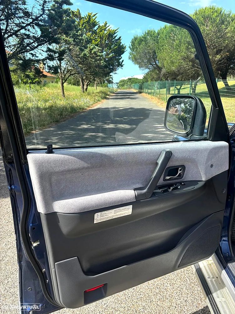 Mitsubishi Pajero 2.8 TD GLS Longo ABS - 10
