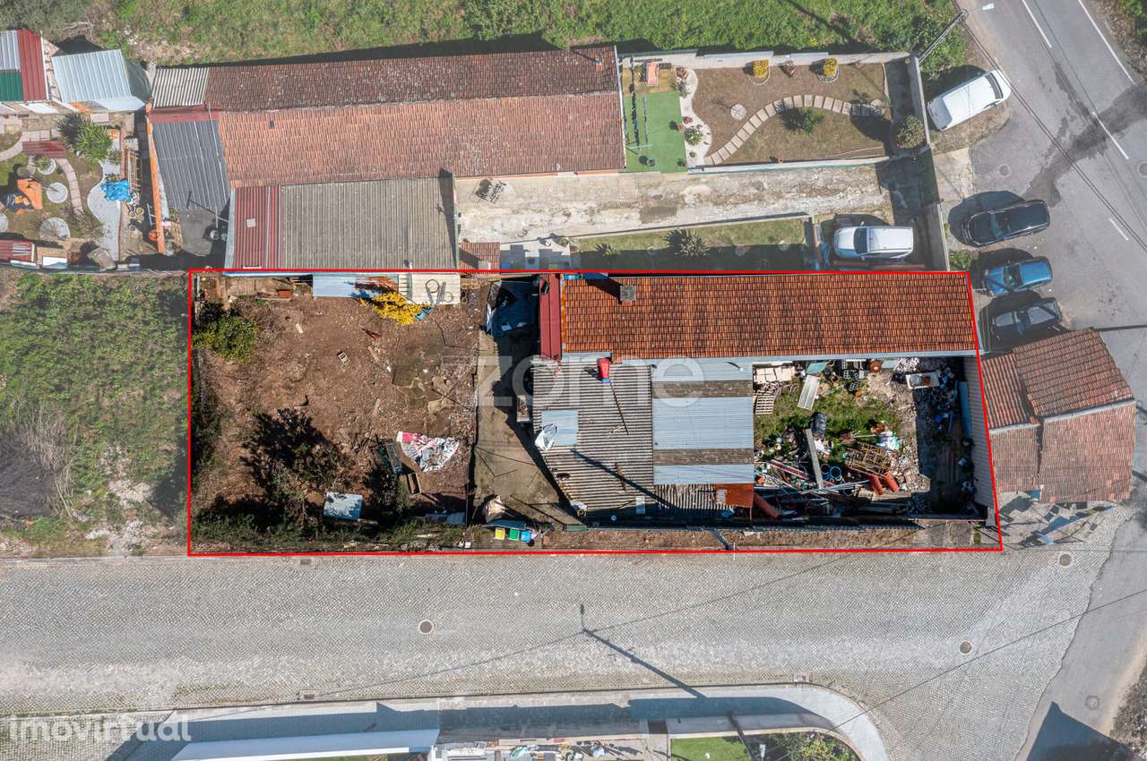 Moradia Térrea T3 com terreno em Argoncilhe - Grande imagem: 2/26