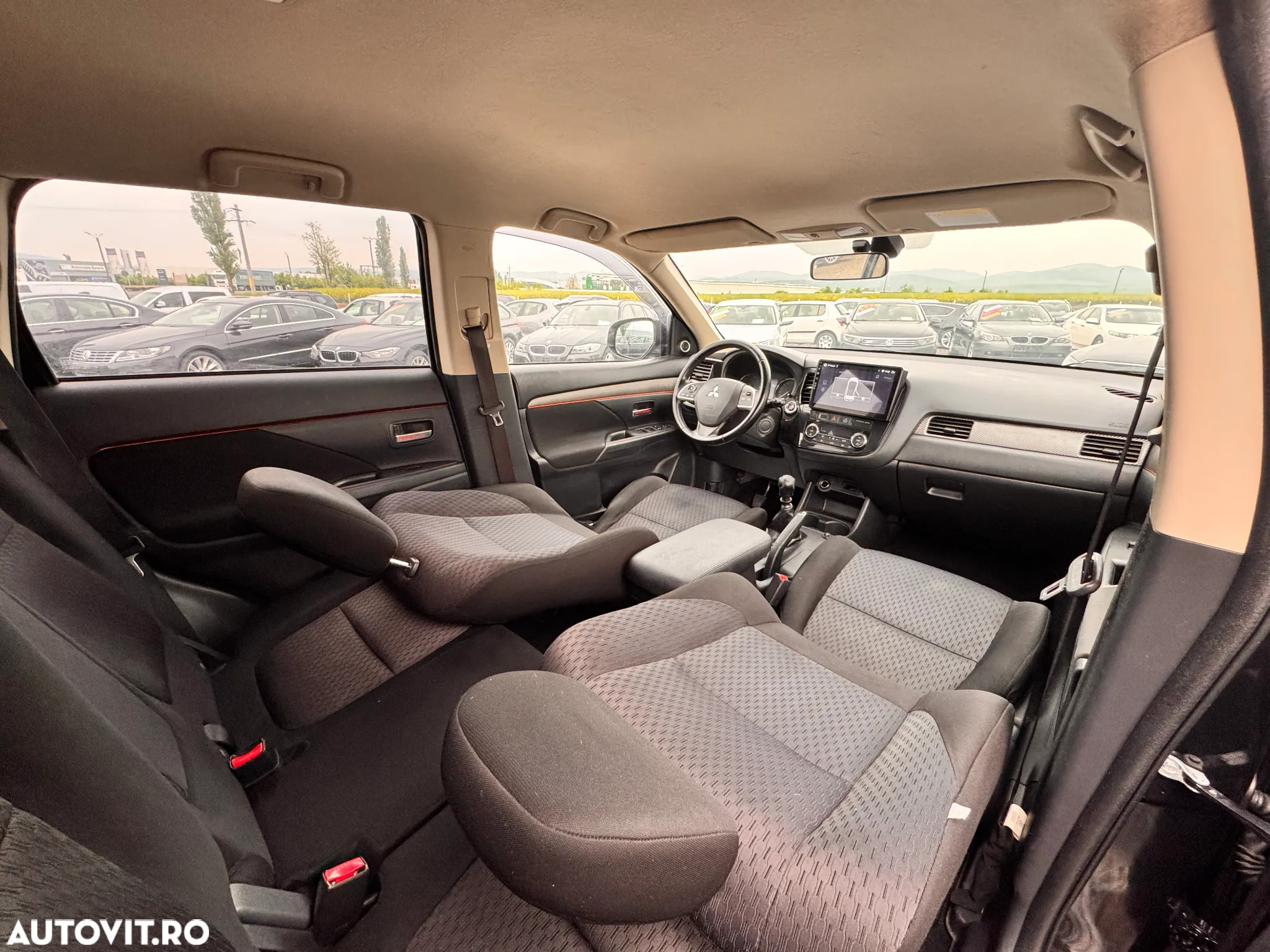 Mitsubishi Outlander 2.2 DI-D AS&G 6MT 4WD Invite A01 - 22