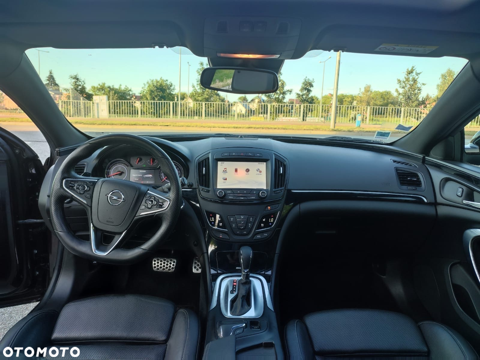 Opel Insignia 2.0 Bi TurboCDTI Sports Tourer Edition - 17