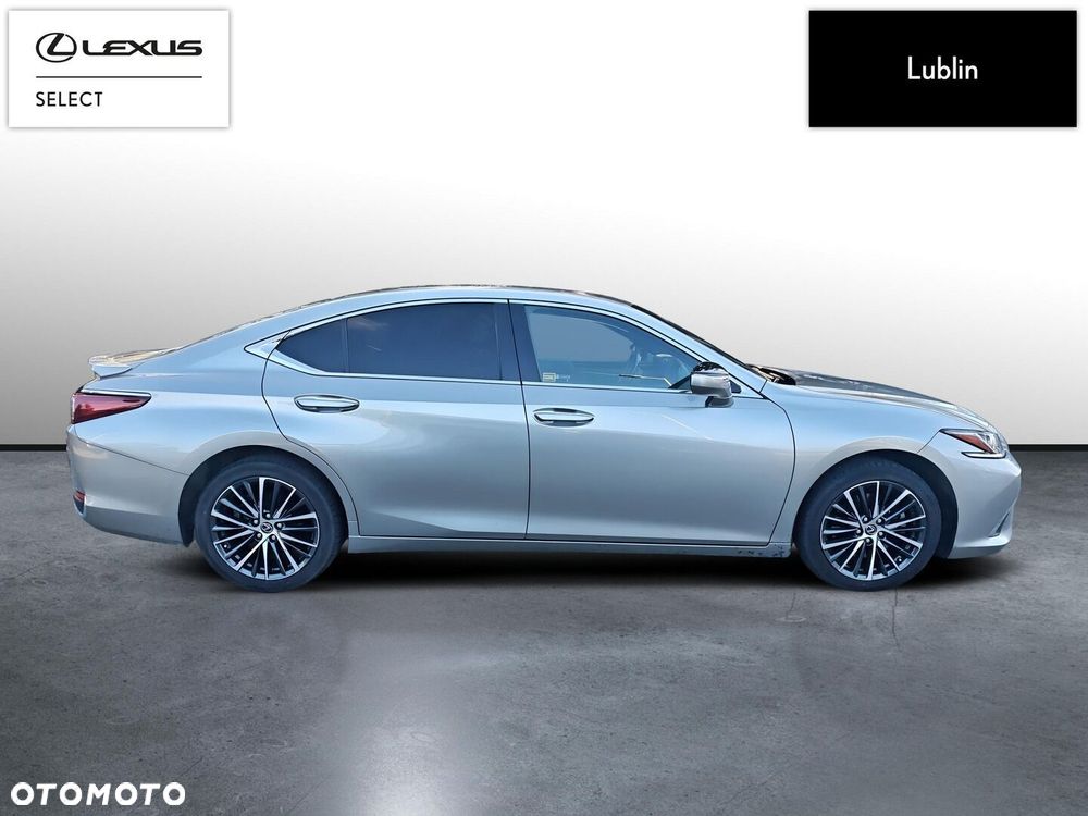 Lexus ES 300h Business Edition - 6
