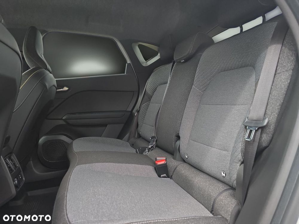 Renault Captur - 24