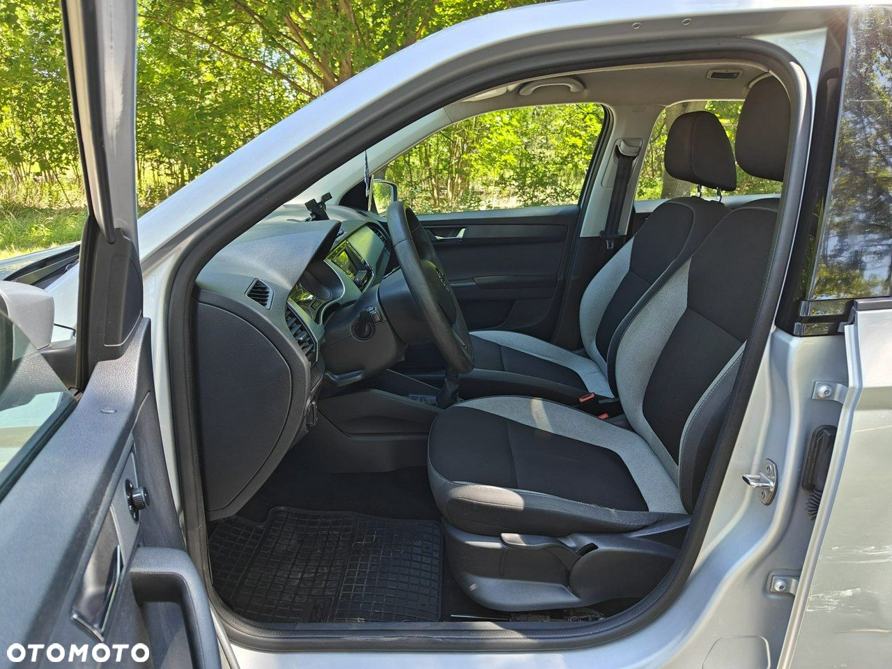 Skoda Fabia - 10