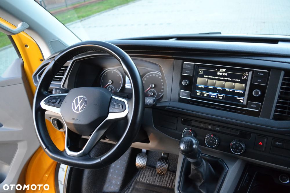 Volkswagen Transporter T6.1 - 19