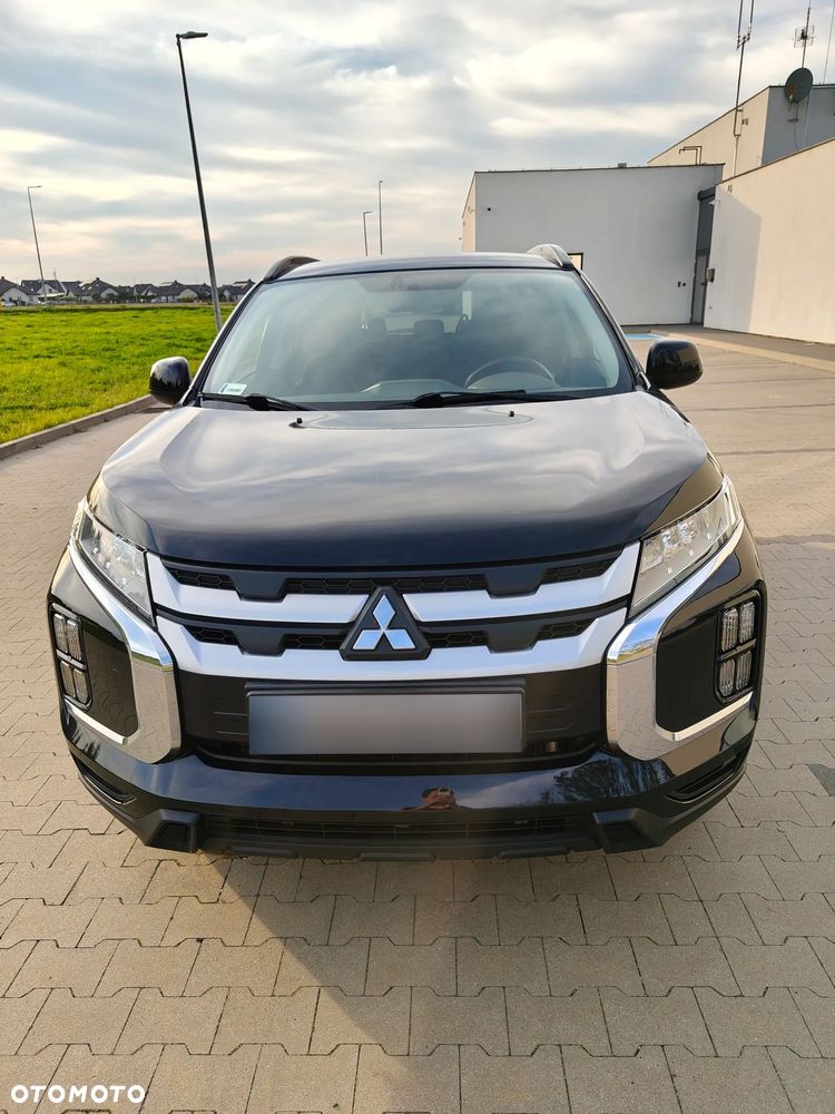 Mitsubishi ASX - 10