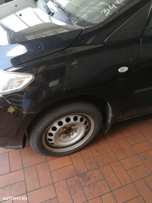 Aripa Mazda 5 2004-2010 aripi stanga dreapta fata Mazda 5 dezmembrez - 2
