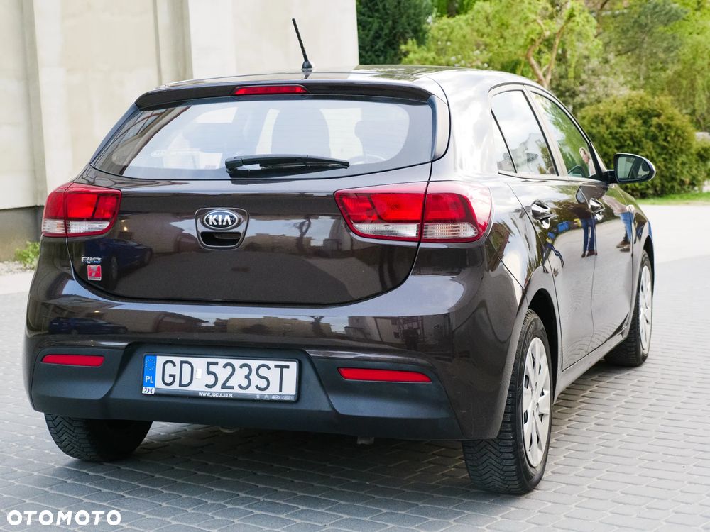 Kia Rio 1.2 M - 4
