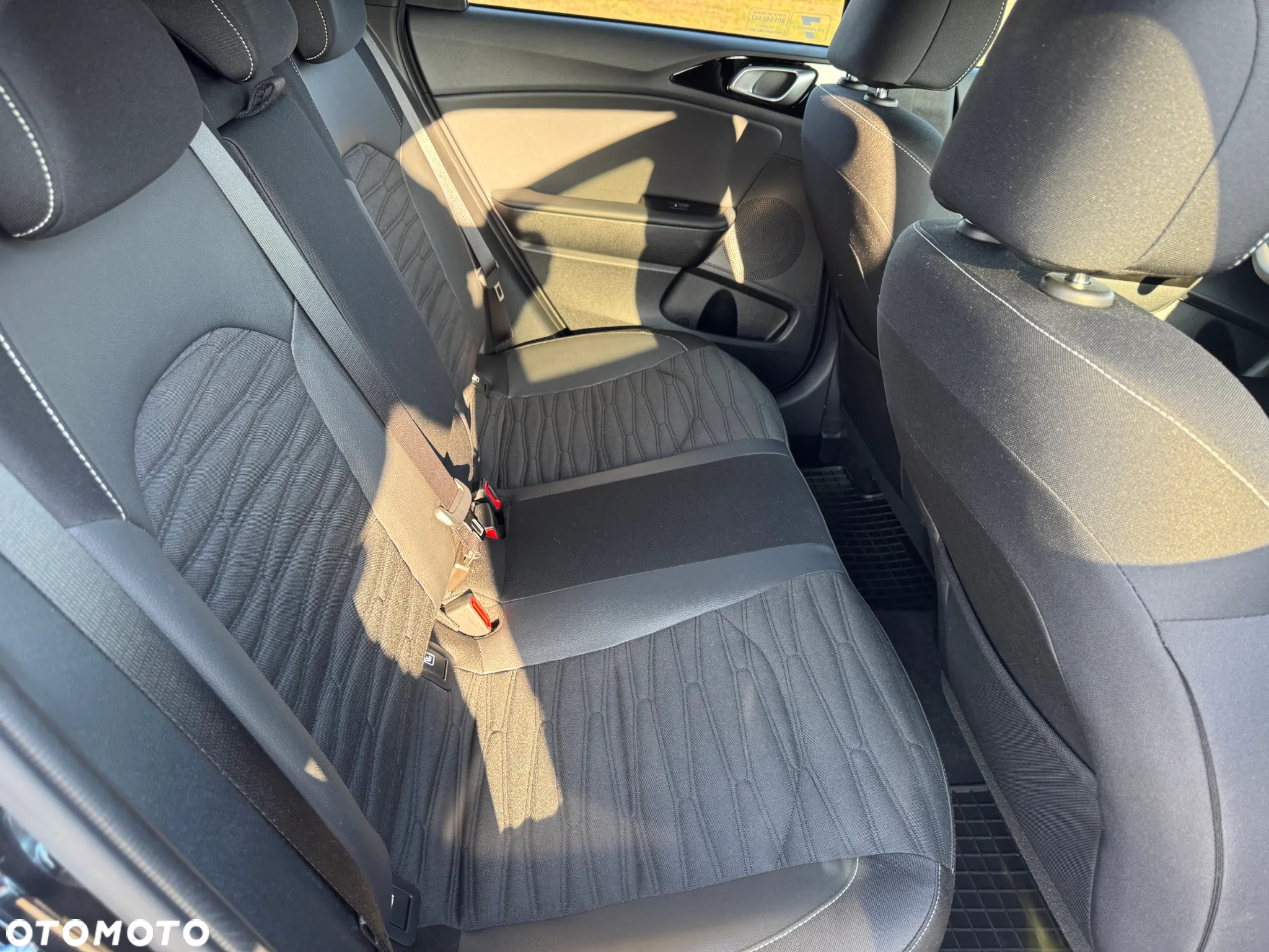 Kia ProCeed 1.5 T-GDI GT Line - 25