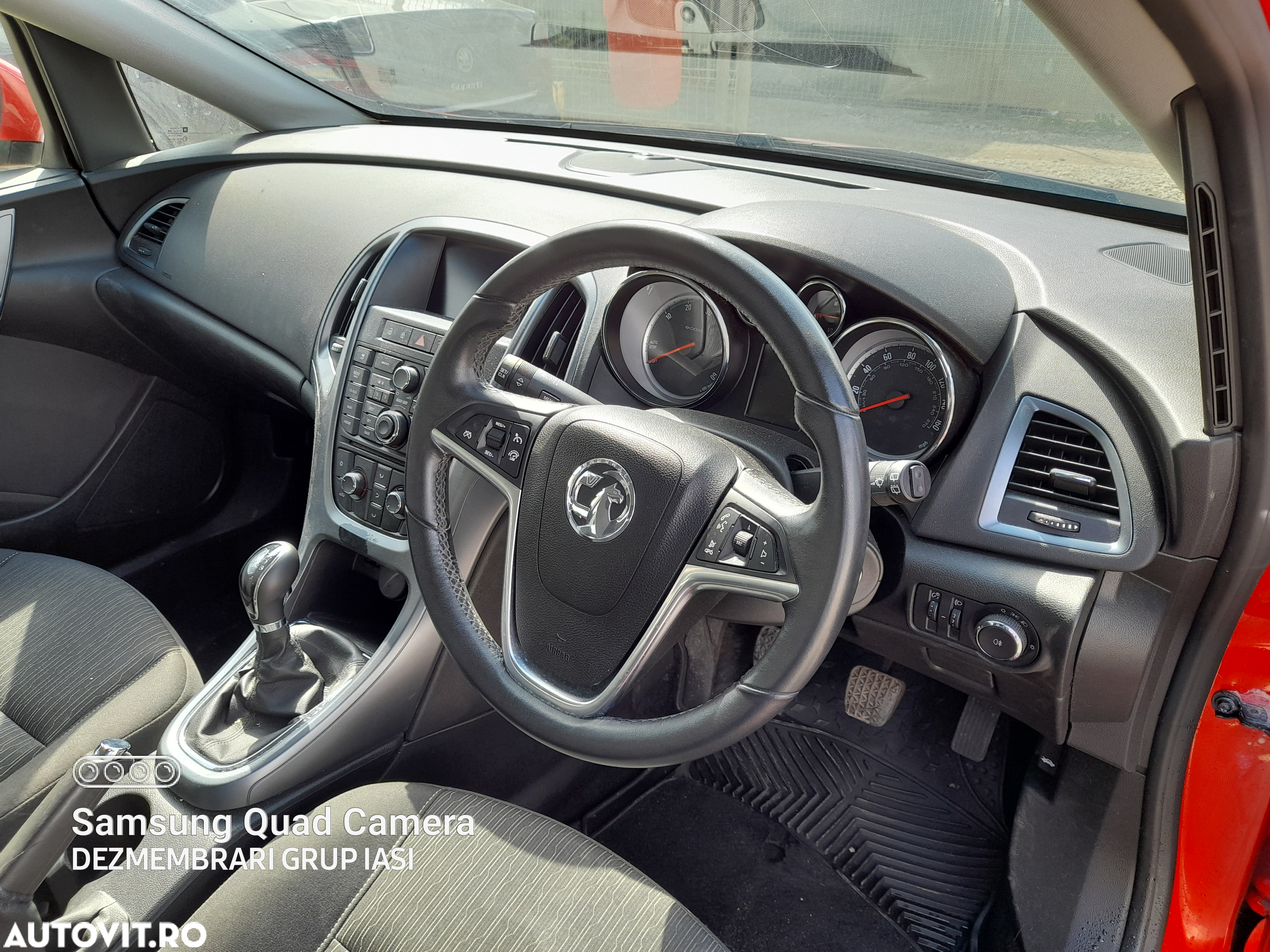Capota Motor Opel Astra 2013 Break Rosu - 8