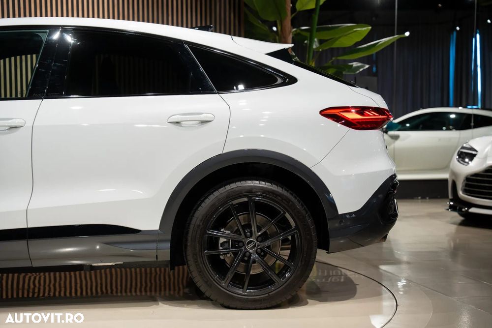 Audi Q5 Sportback - 22