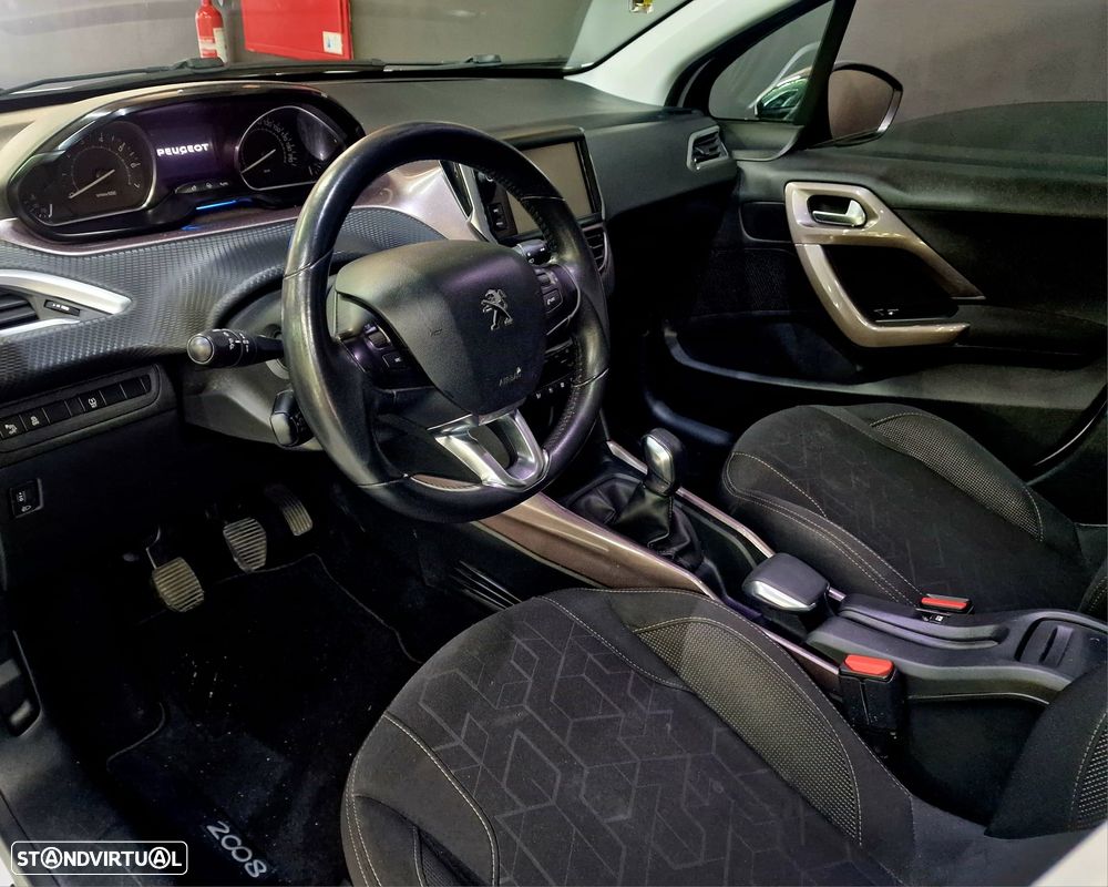 Peugeot 2008 PureTech 82 Style - 9