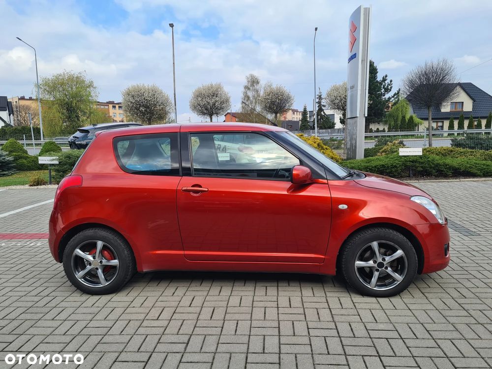 Suzuki Swift 1.3 GC - 3
