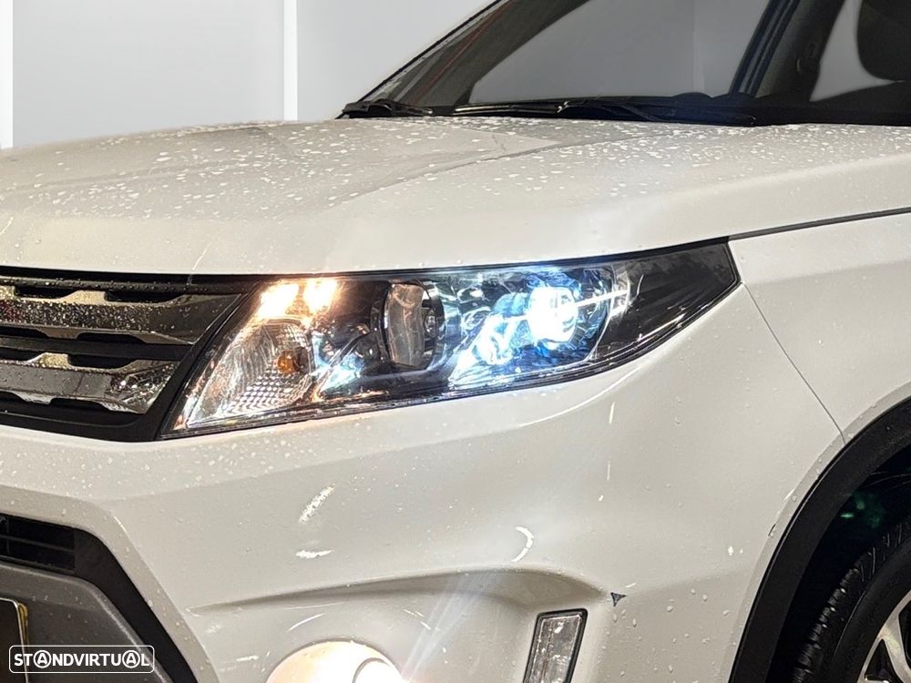 Suzuki Vitara 1.6 VVT GLX - 17