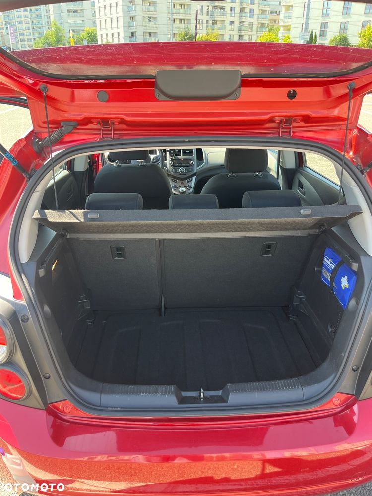Chevrolet Aveo 1.2 LT - 15