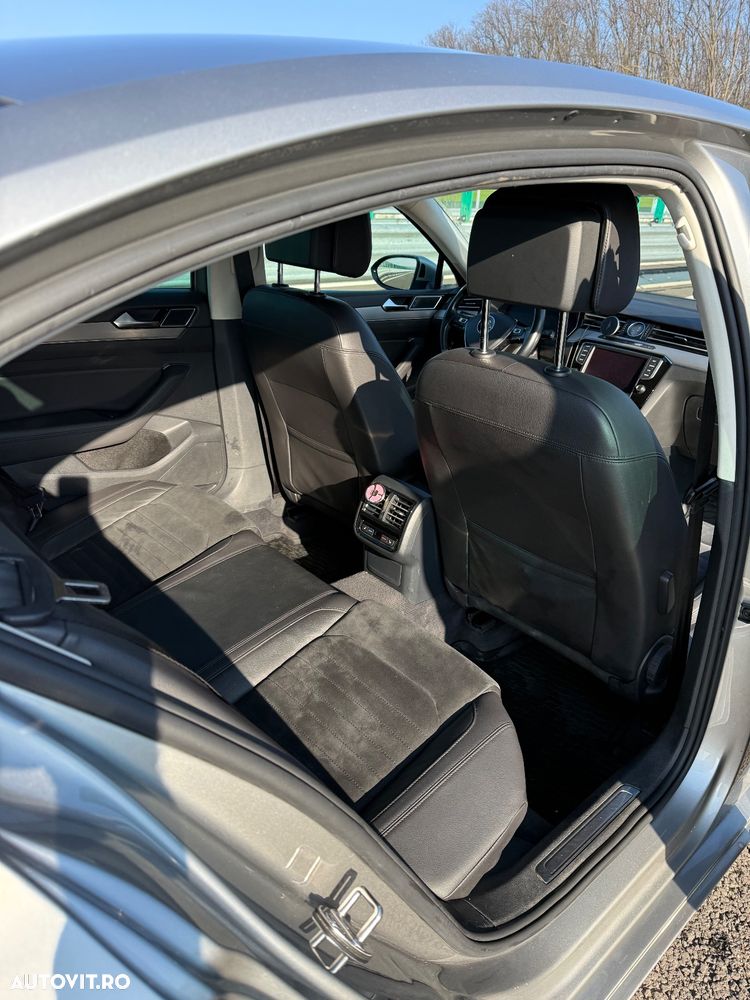 Volkswagen Passat - 22
