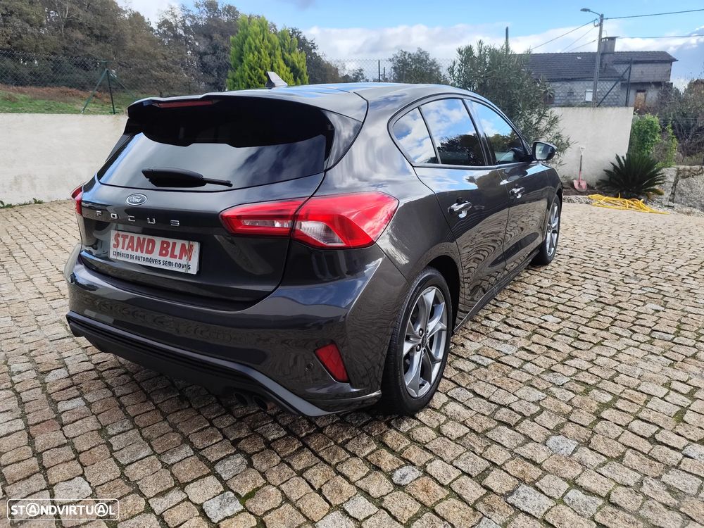 Ford Focus 1.0 EcoBoost MHEV ST-Line - 3
