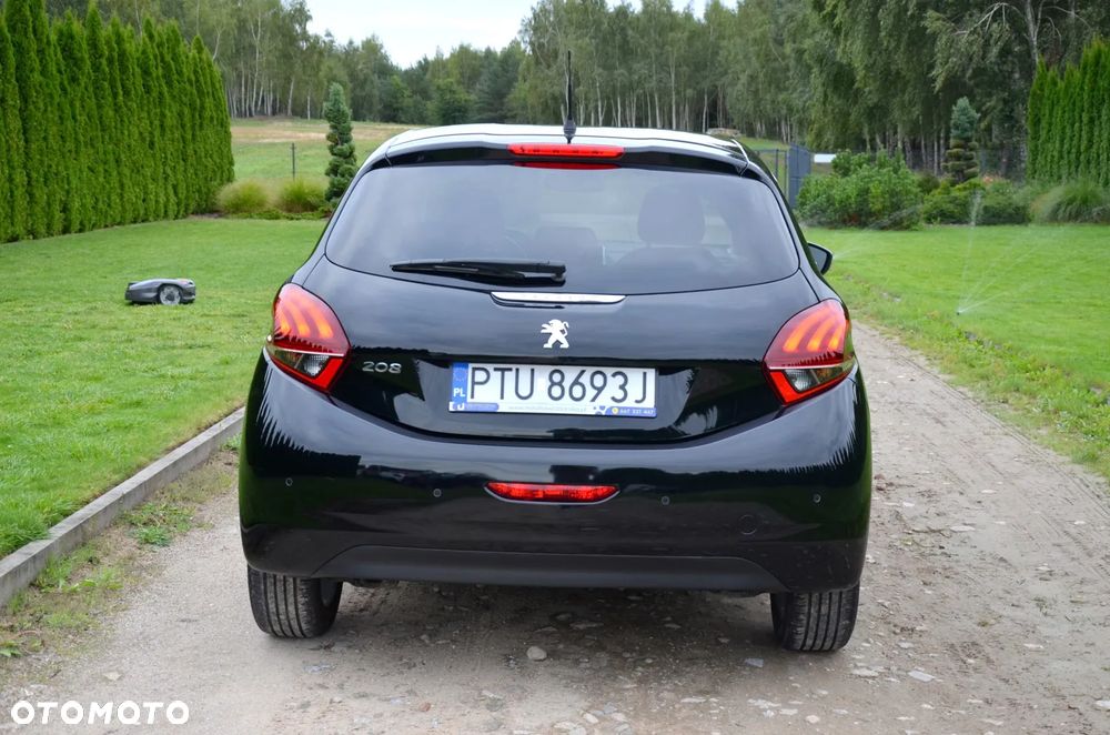 Peugeot 208 PureTech 110 Stop & Start EAT6 Allure - 4