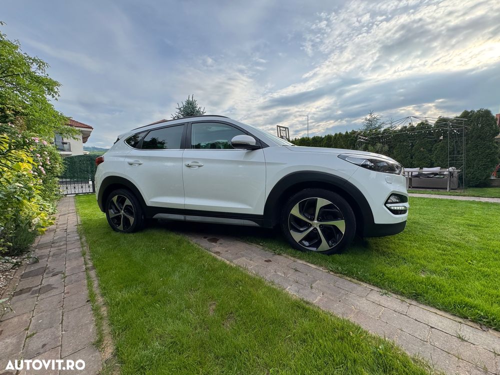 Hyundai Tucson - 32
