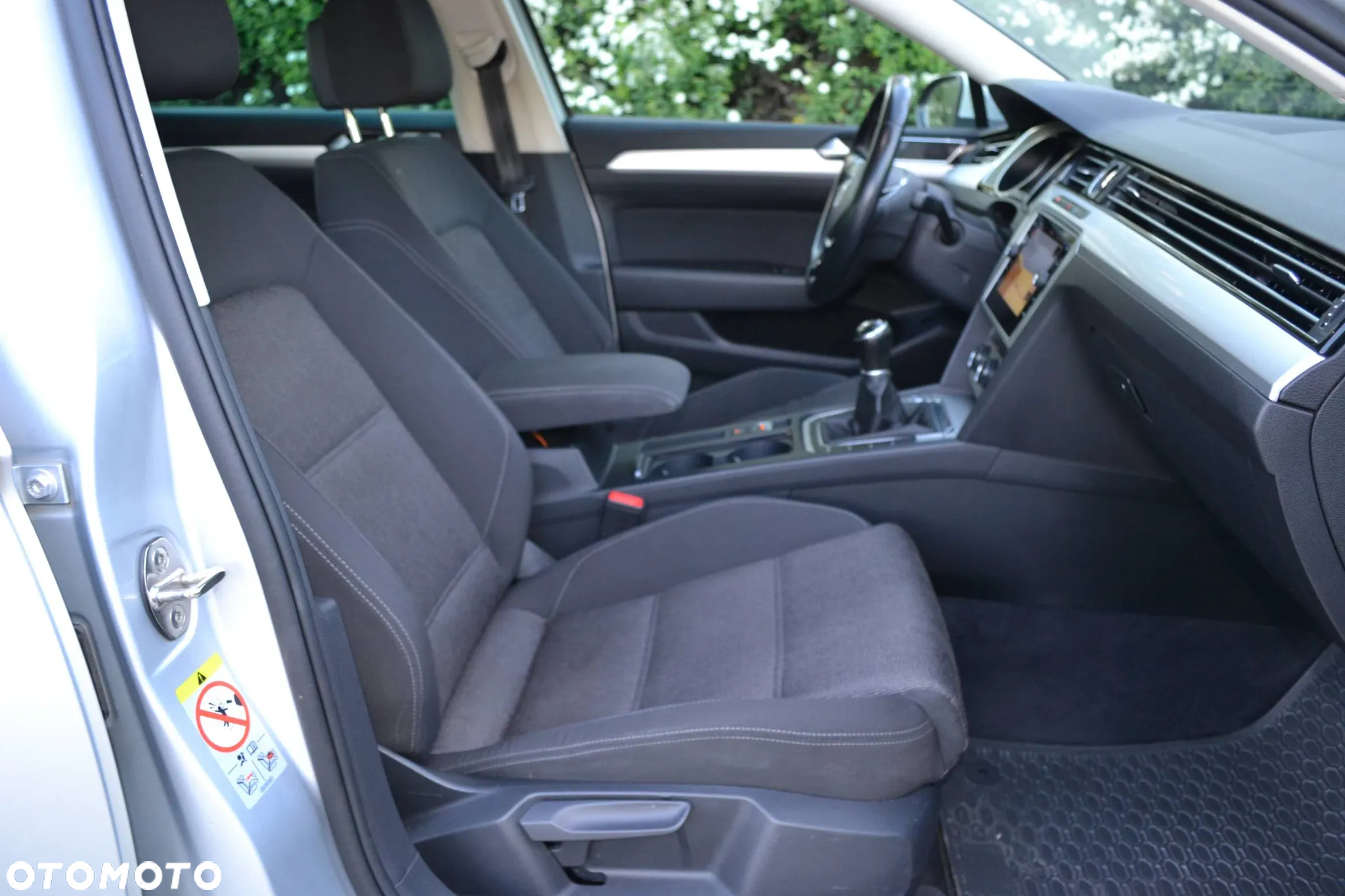 Volkswagen Passat 2.0 TDI BMT Comfortline - 8