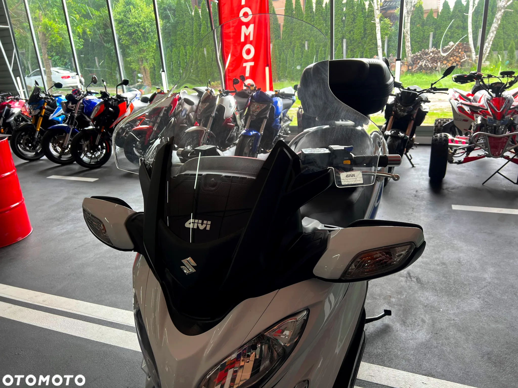 Suzuki Burgman - 20