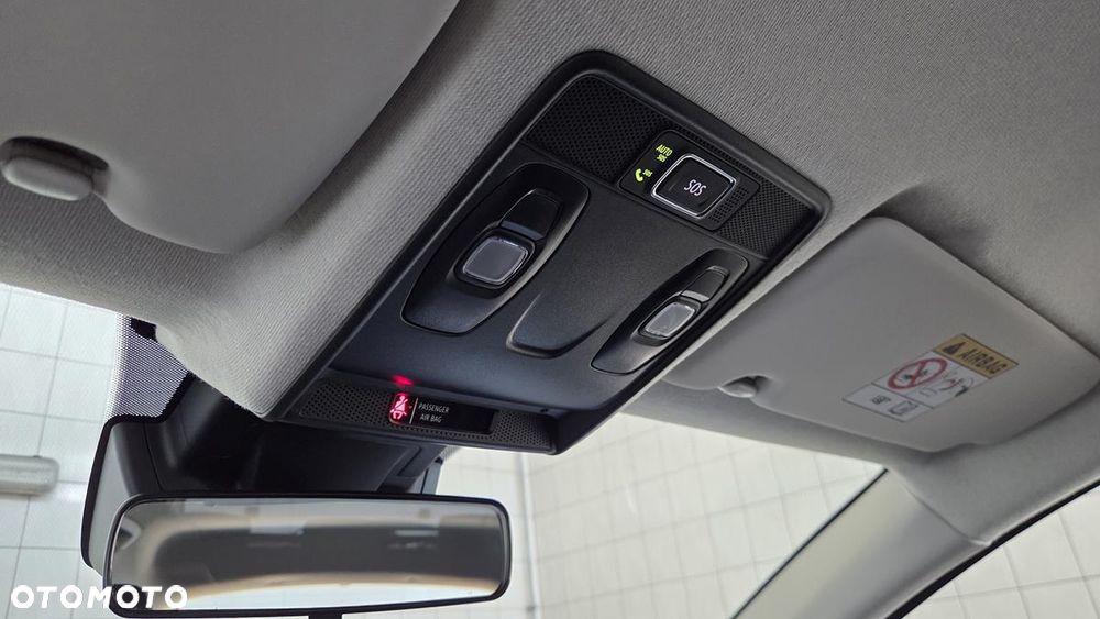 Renault Captur TCe Mild Hybrid 140 GPF TECHNO - 30