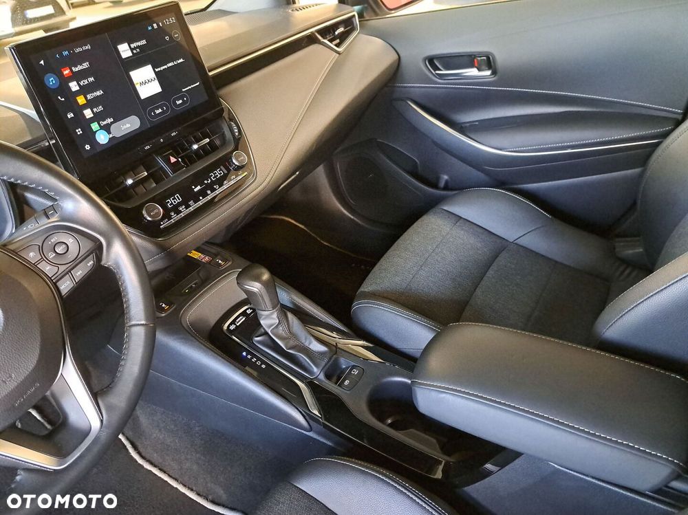 Toyota Corolla 1.8 Hybrid Style - 30