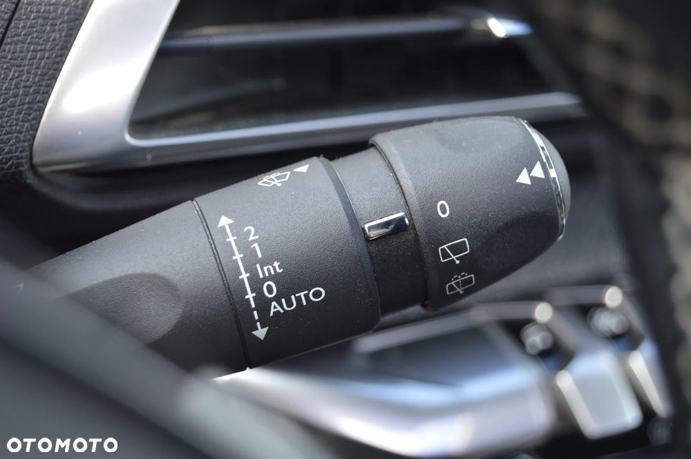 Peugeot 3008 1.6 BlueHDi Crossway S&S - 23
