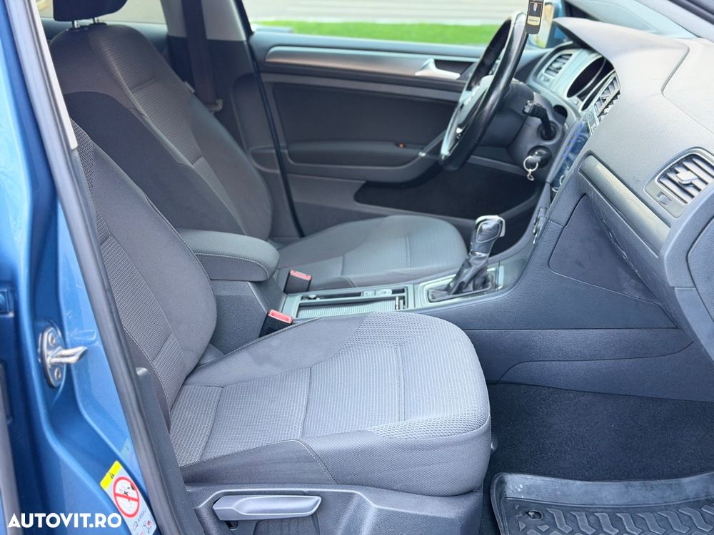 Volkswagen Golf 1.2 TSI BMT DSG Comfortline - 12