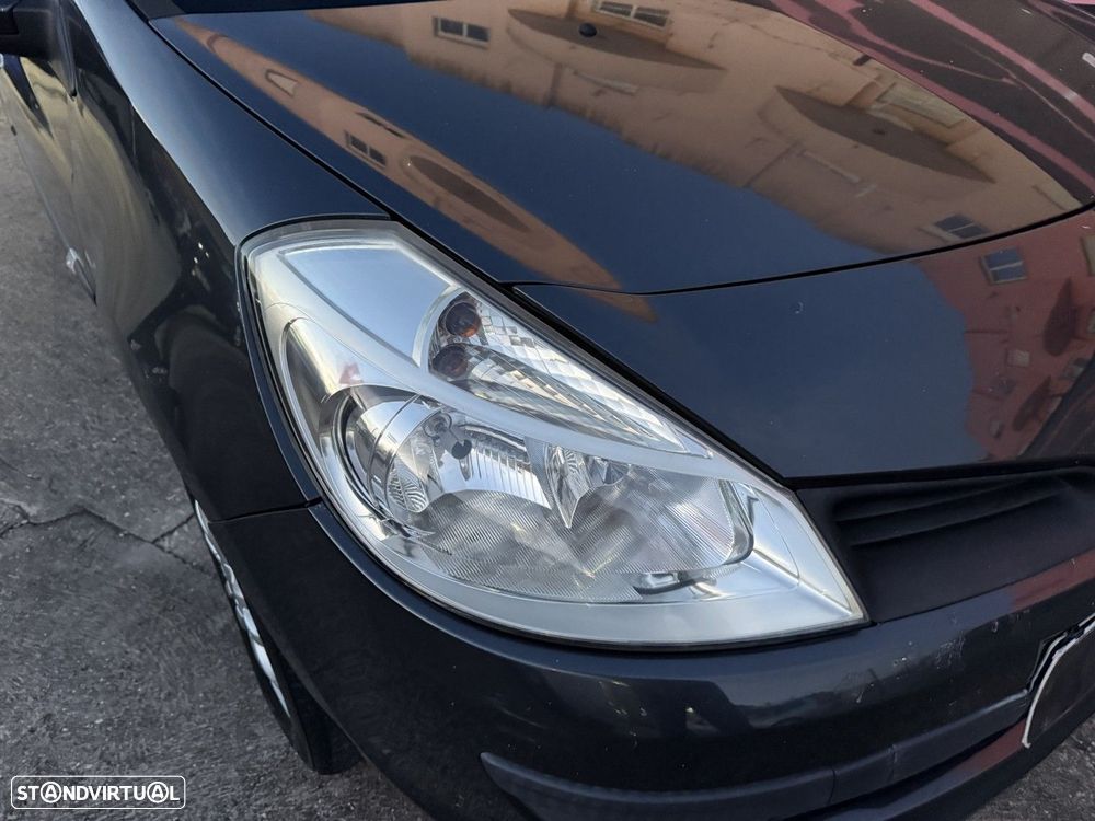 Renault Clio Break 1.2 16V Dynamique - 31