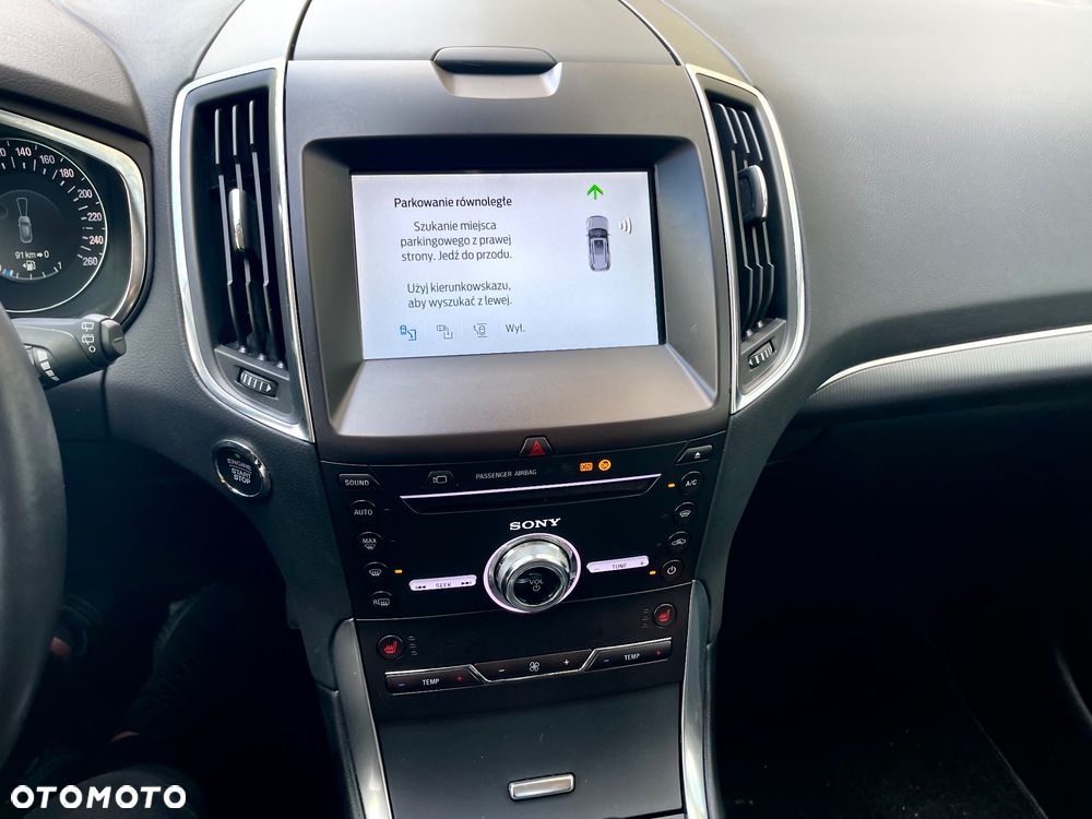 Ford S-Max - 33