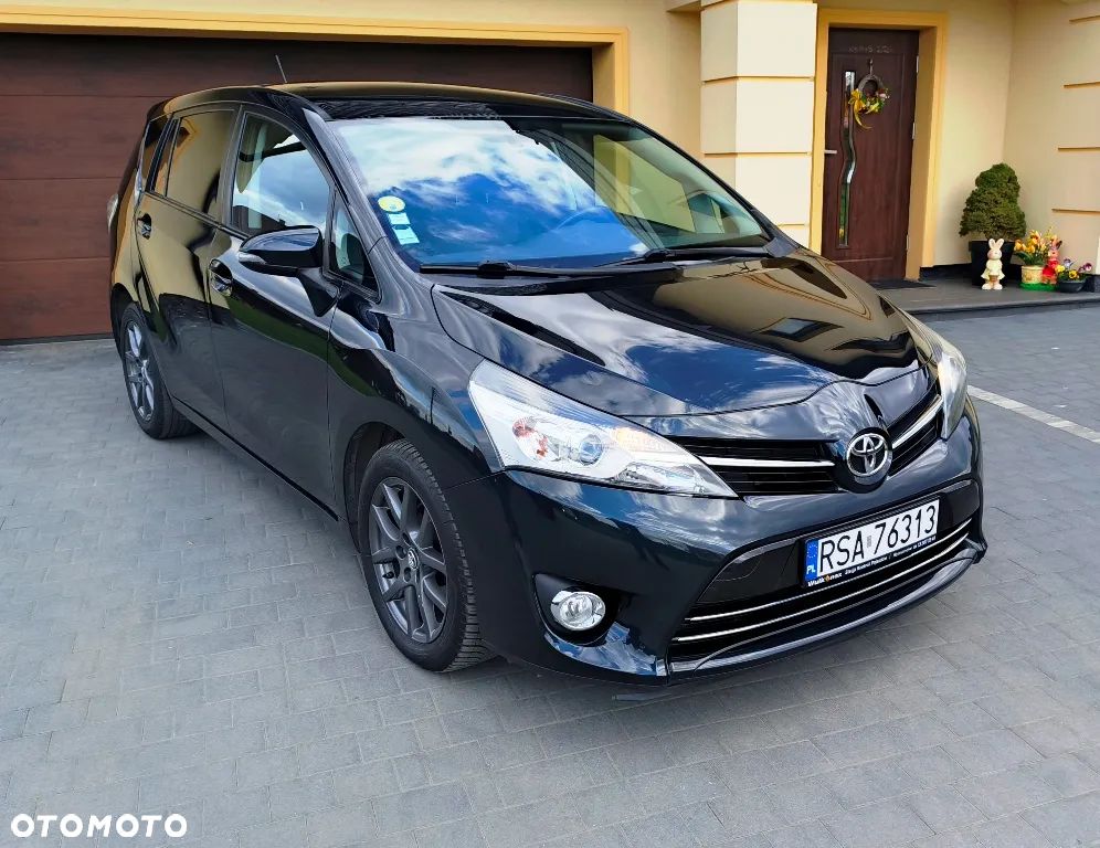 Toyota Verso 1.6 D-4D 5-Sitzer Start/Stop Executive - 2