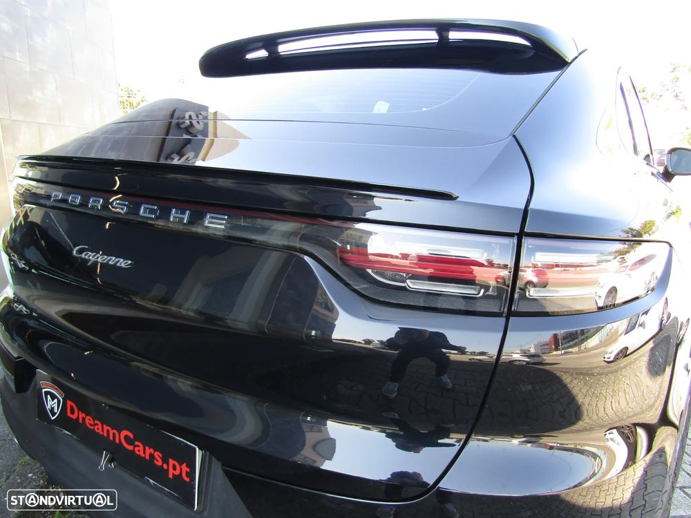 Porsche Cayenne Coupé E-Hybrid - 9