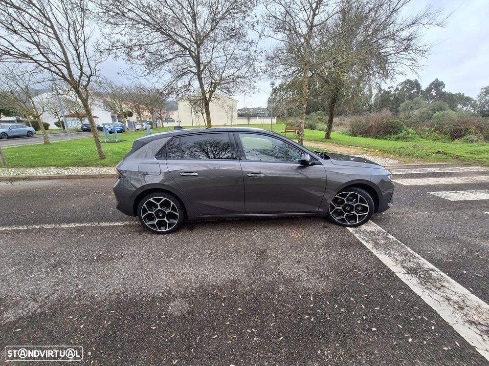 Opel Astra 1.5 D GS Line Aut. - 4