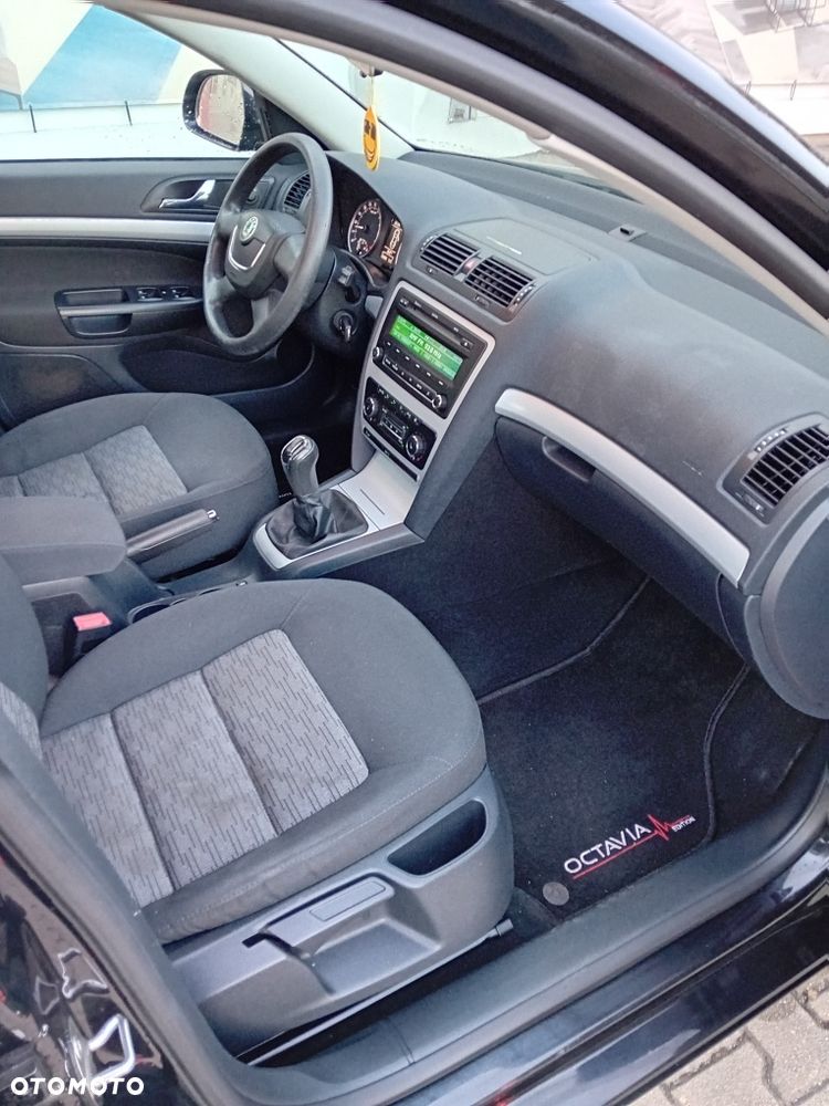 Skoda Octavia - 7
