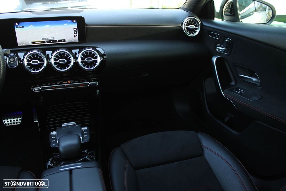 Mercedes-Benz A 250 e 8G-DCT AMG Line - 51