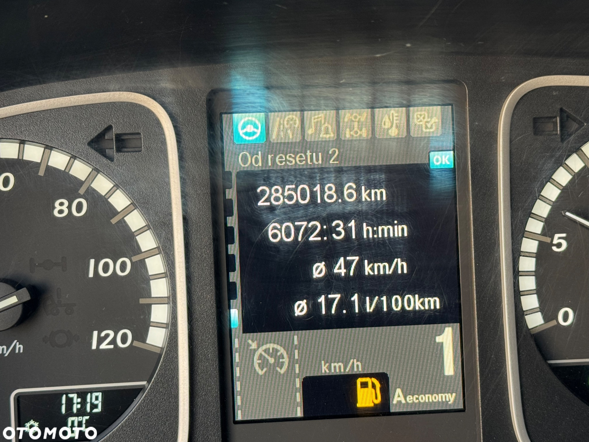 Mercedes-Benz ATEGO - 33