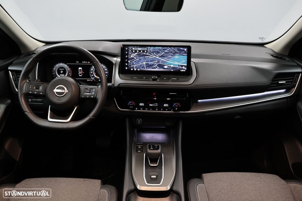 Nissan Qashqai 1.3 DIG-T N-Connecta Xtronic - 20