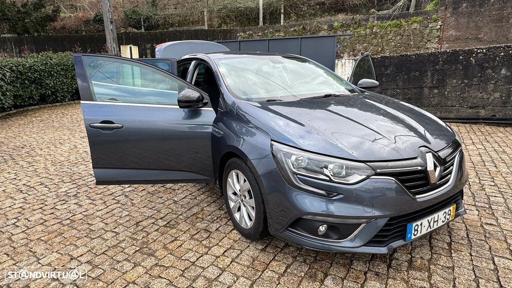 Renault Mégane 1.5 Blue dCi Limited - 8