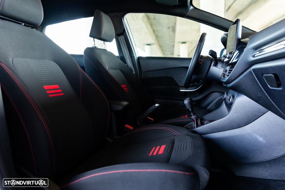 Ford Fiesta 1.0 EcoBoost Hybrid S&S ST-LINE - 14