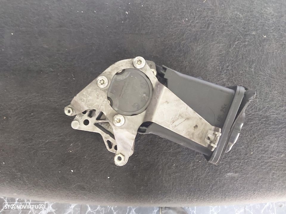 Bomba Direcção Assistida Hidraulica Bmw 320D copo partido - 2