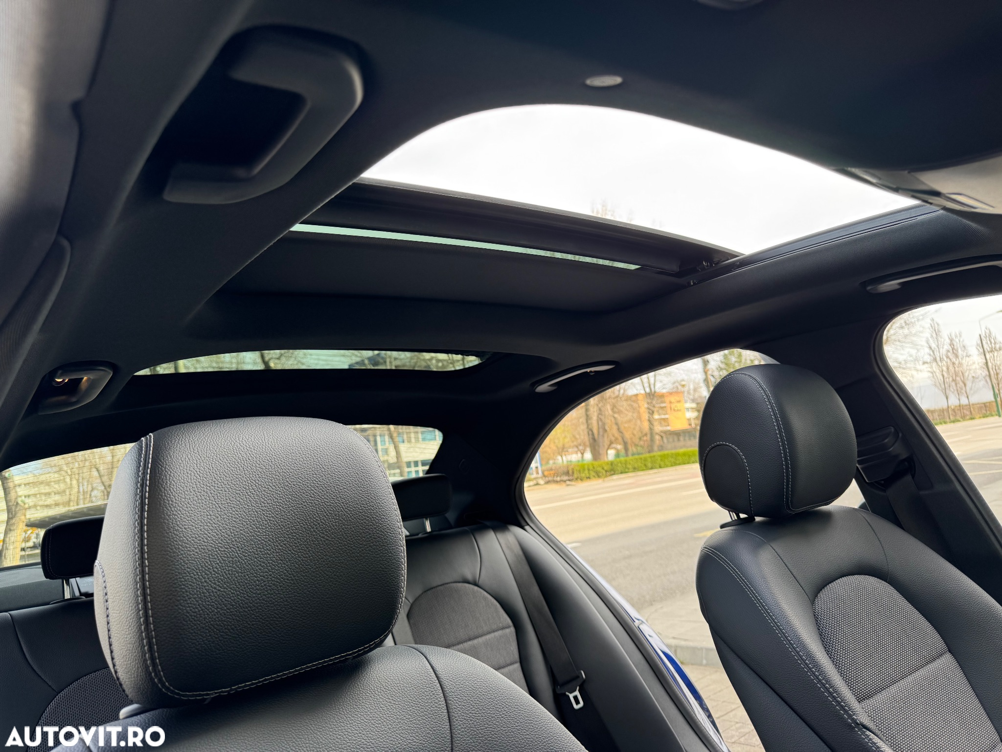 Mercedes-Benz C 220 d 4Matic T 9G-TRONIC - 3