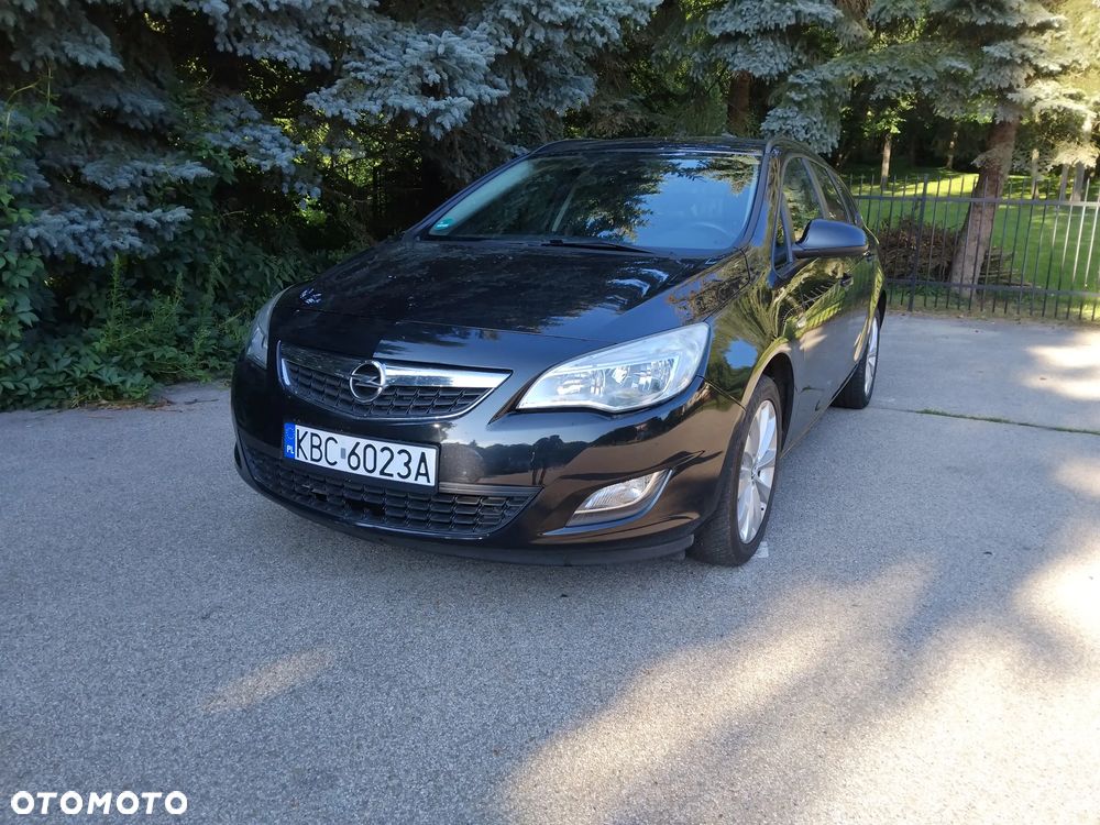 Opel Astra 1.4 Turbo 150 Jahre - 2