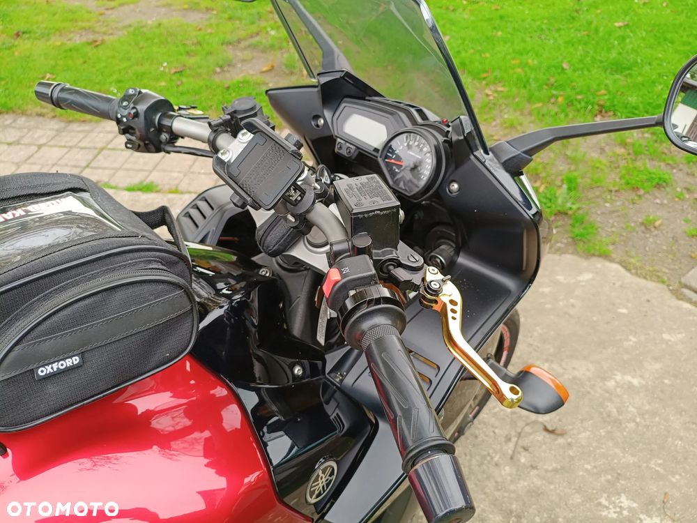 Yamaha FZ - 14