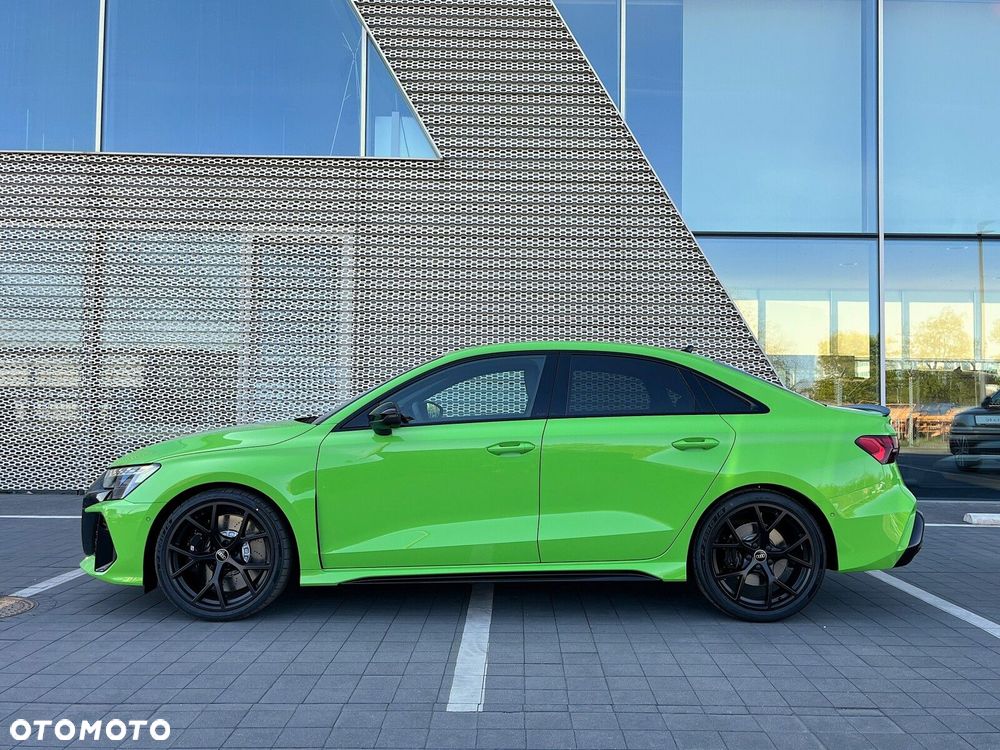 Audi RS3 Limousine - 25