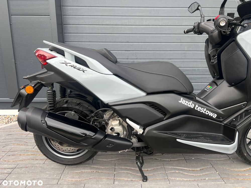 Yamaha X-max - 3