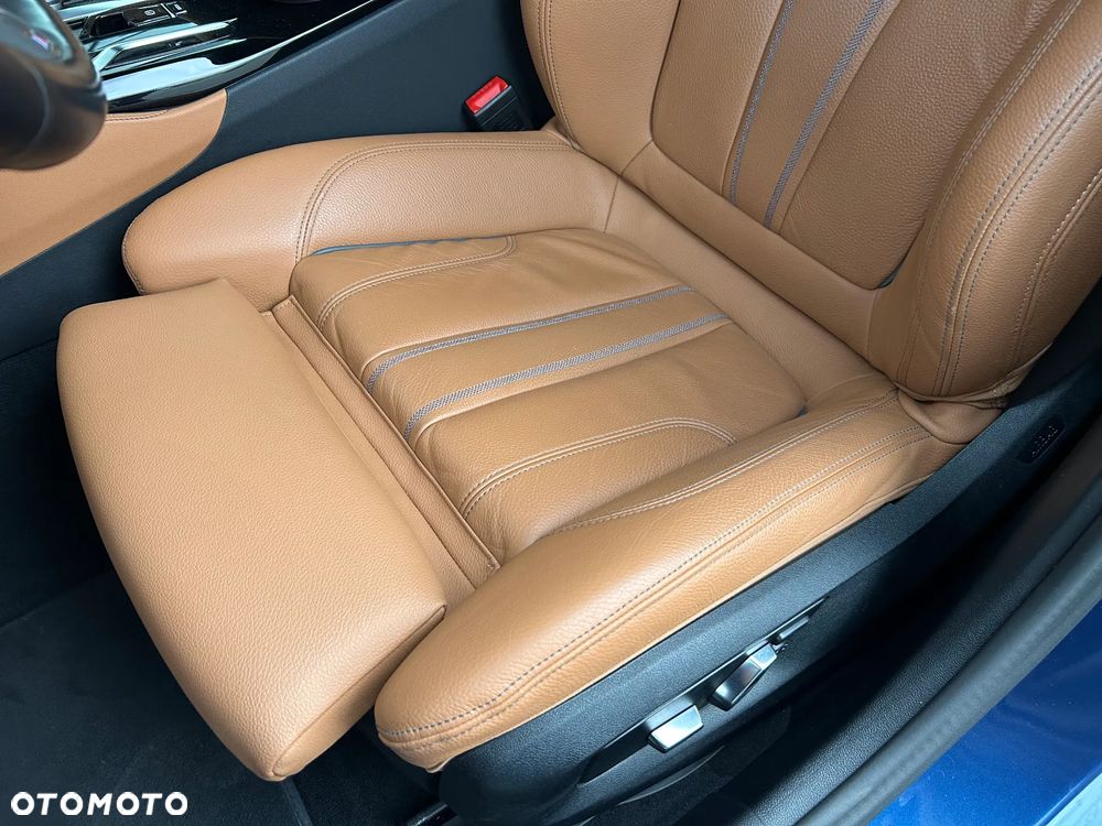 BMW Seria 5 520d mHEV M Sport sport - 11