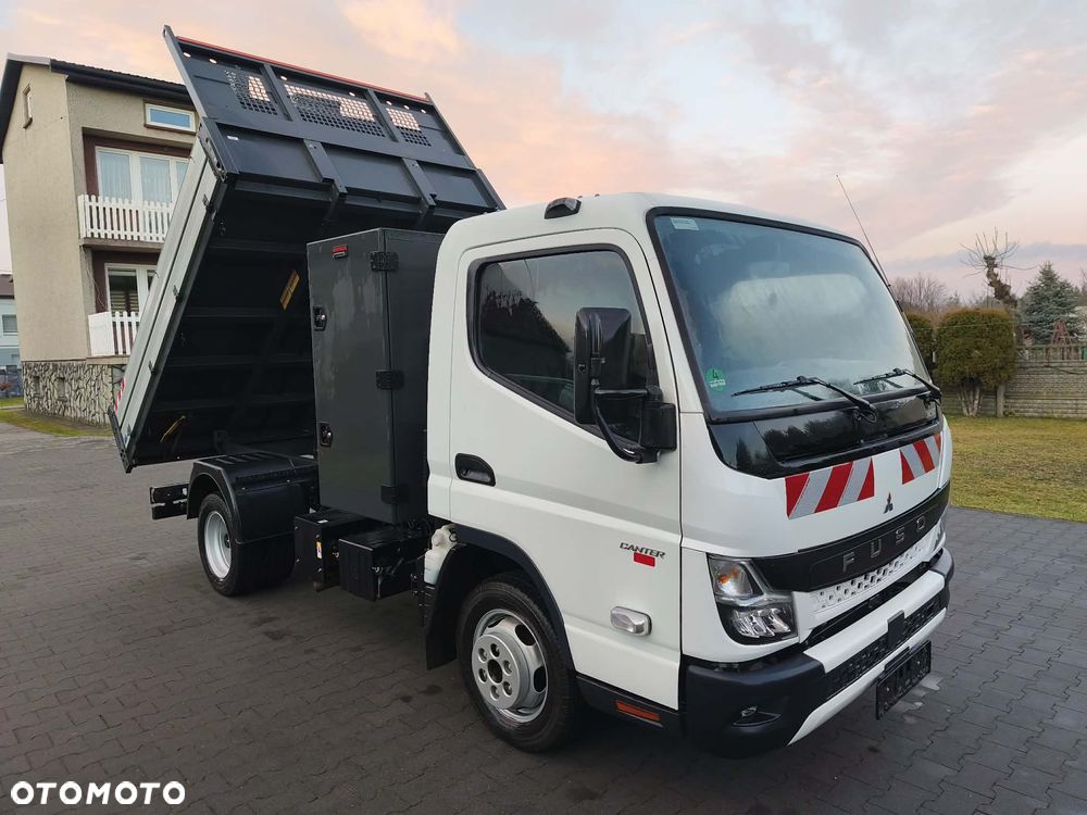 Mitsubishi Fuso Canter - 23