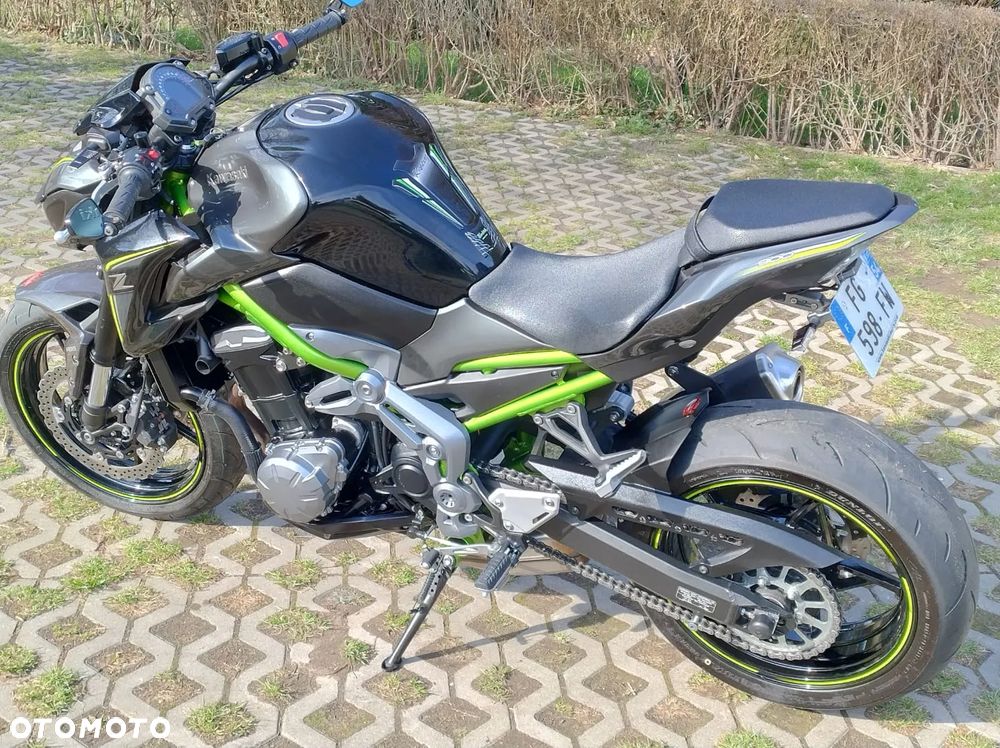 Kawasaki Z 900 - 11